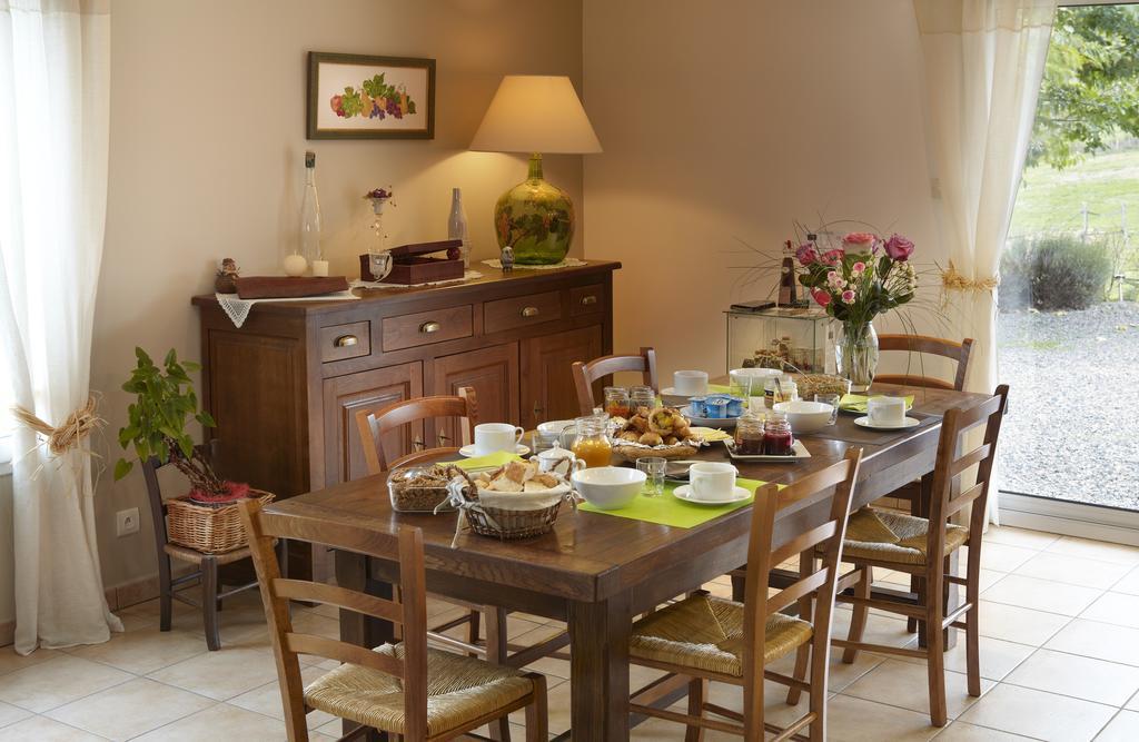 La Bergerie Bed and Breakfast Pollionnay Eksteriør billede