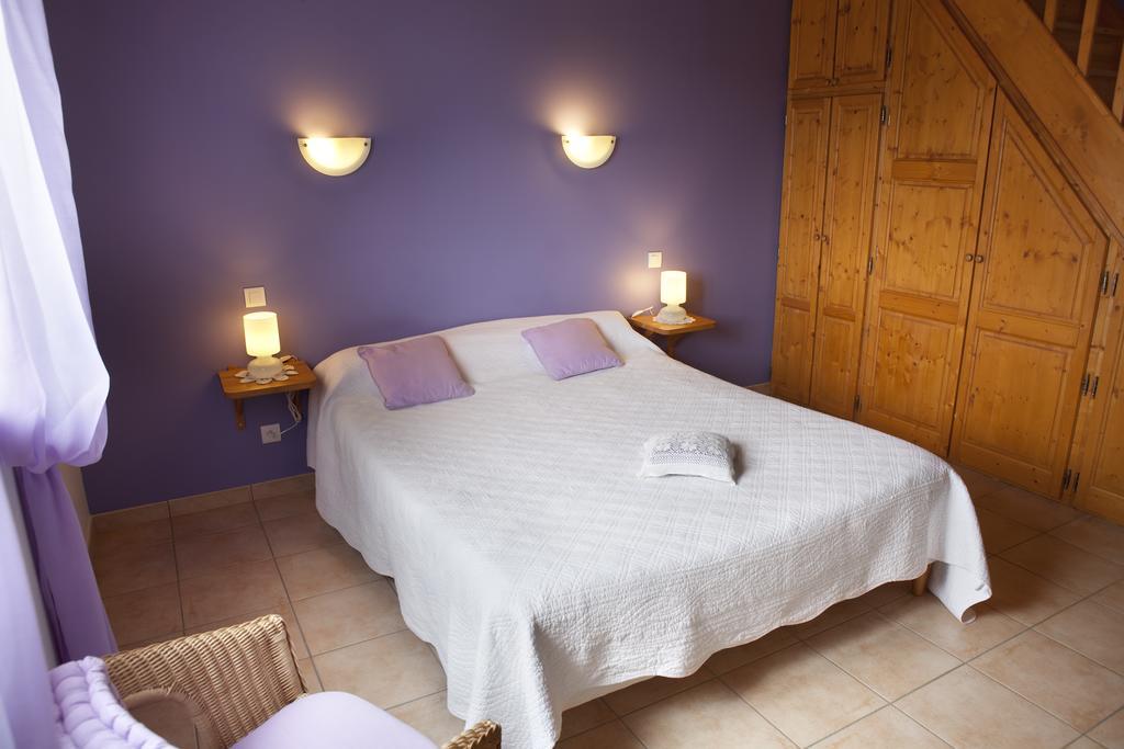 La Bergerie Bed and Breakfast Pollionnay Eksteriør billede